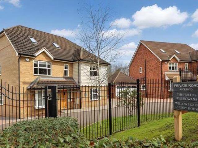 House for sale in Langdon Hills, Essex