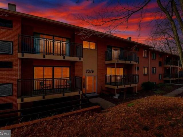 Condo for sale in Falls Church