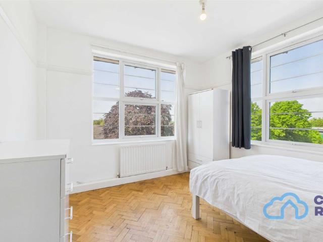Room for rent in London Borough of Lewisham, Isle Of Man
