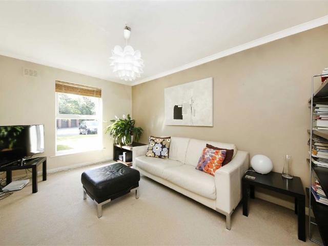 Apartment for rent in London Borough of Lewisham, Blackheath