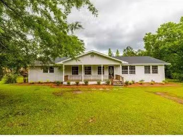 House for sale in Opelika