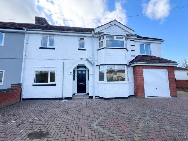 Room for rent in Milverton, Green Close