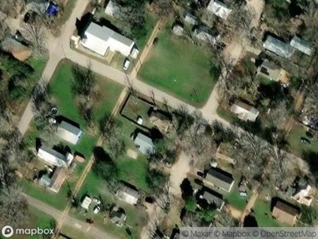 House for sale in Smithville, Texas