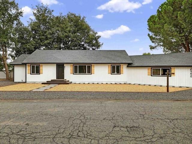 House for sale in Los Molinos, California