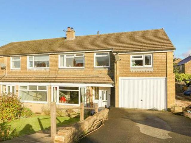 House for sale in Charlesworth, East Midlands