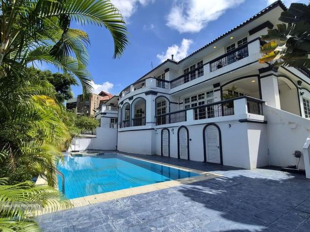 Detached House for sale in Holland