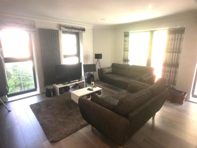 Apartment for rent in Leylands, West Yorkshire