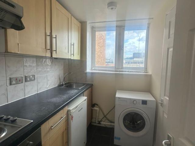 Studio for rent in Spring Park, Luton