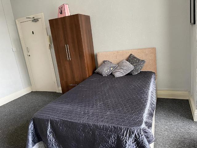 House for rent in Austhorpe, Leeds