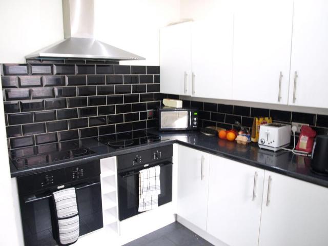 House for rent in Hyde Park, West Yorkshire