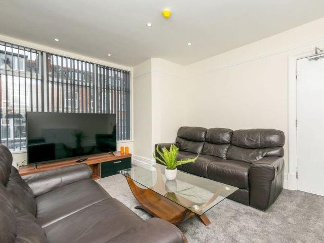 House for rent in Roundhay, West Yorkshire