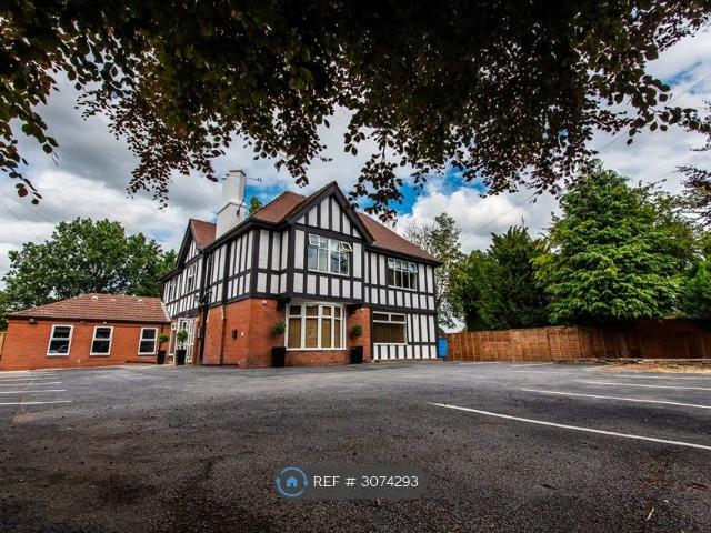 Studio for rent in Staynor Hall, Selby