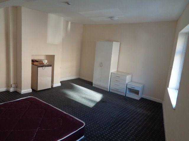 Room for rent in West Yorkshire