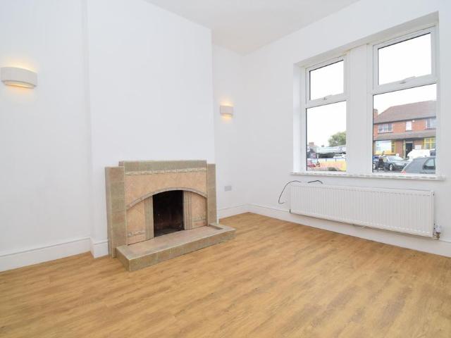 House for rent in Lofthouse Gate, Wakefield