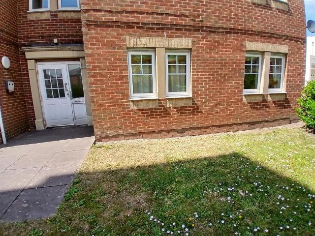 Apartment for rent in Baddeley Green, Stoke-on-Trent