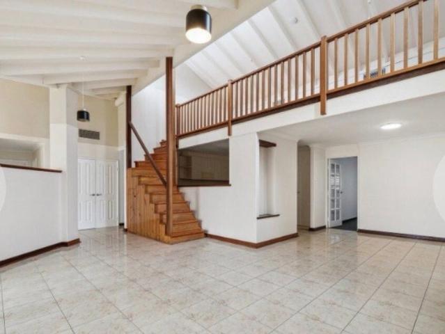Room for rent in Leeming, Western Australia