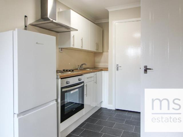 Apartment for rent in Old Lenton, Haddon