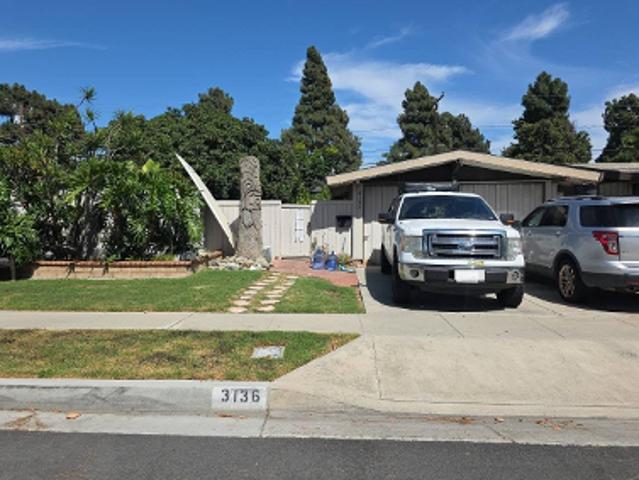 House for sale in Long Beach, California