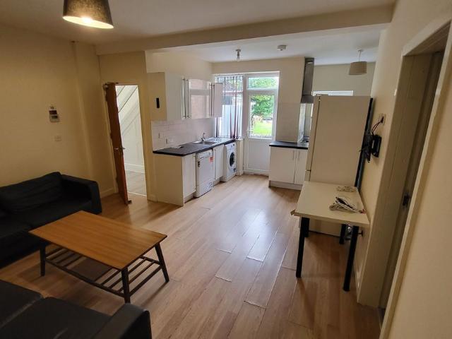 House for rent in Fallowfield, Manchester
