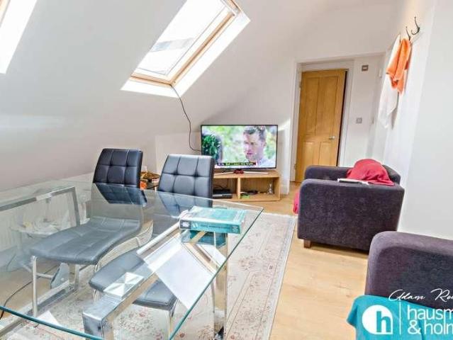 Apartment for rent in London Borough of Barnet, Greater London