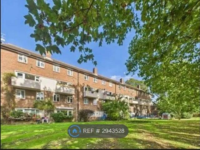 House for rent in St Margarets, Greater London