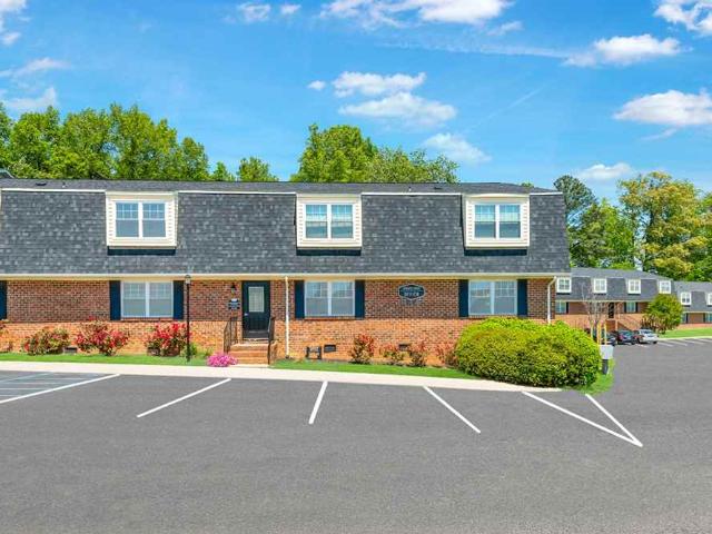 Apartment for rent in The Woodlands, Garner