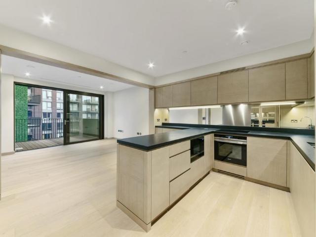 Apartment for rent in Nine Elms, Greater London