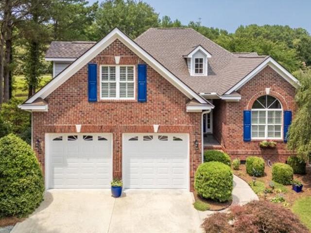 House for sale in Wallace