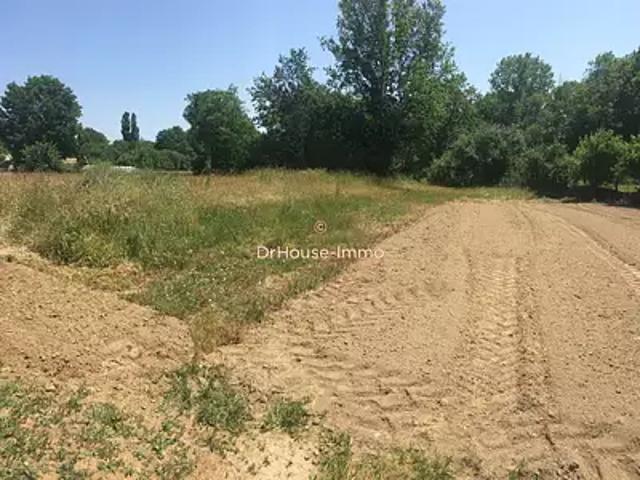 Terrain vente à Nantes, Lège