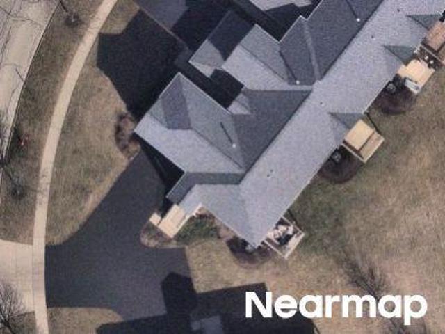 House for sale in Mchenry, Illinois