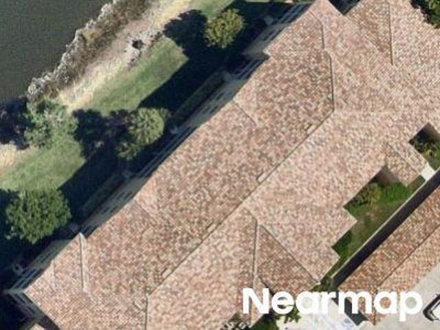 Condo for sale in Legends Golf & Country Club, Fort Myers