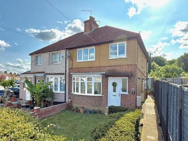 House for sale in North Watford, Hertfordshire