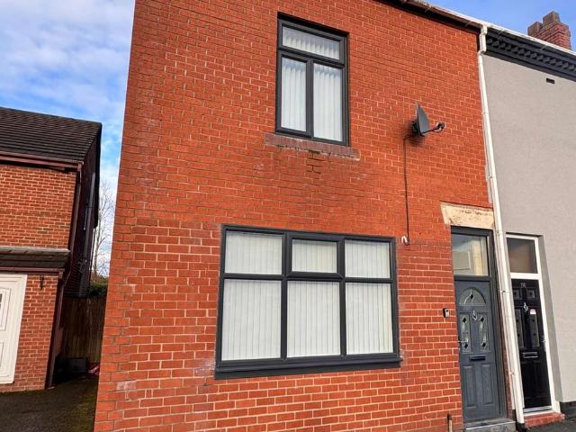 Room for rent in Earlestown, St Helens