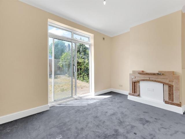 Apartment for rent in Harlesden, Greater London