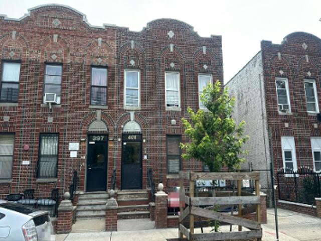 House for sale in Arverne, New York