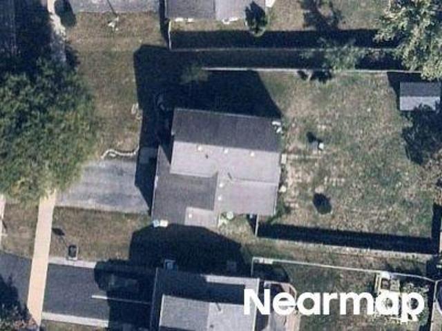 House for sale in Aurora, Illinois