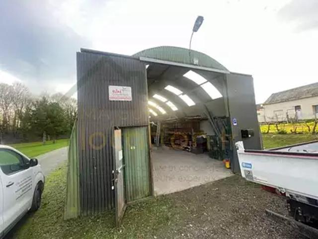 Garage location à Saint-Quentin, Lehaucourt