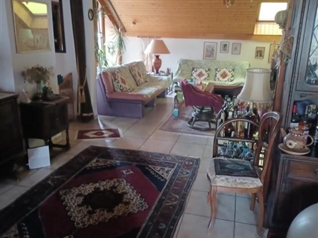 Attikawohnung kaufen in Moutier, Bern