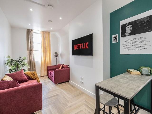Apartment for rent in Black Friars, Old Wharf
