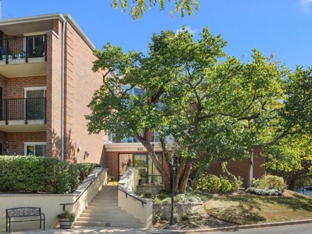 Condo for sale in Elk Grove Village, Illinois