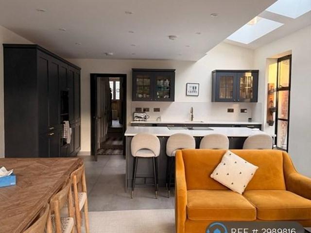 House for rent in London Borough of Croydon, Selhurst