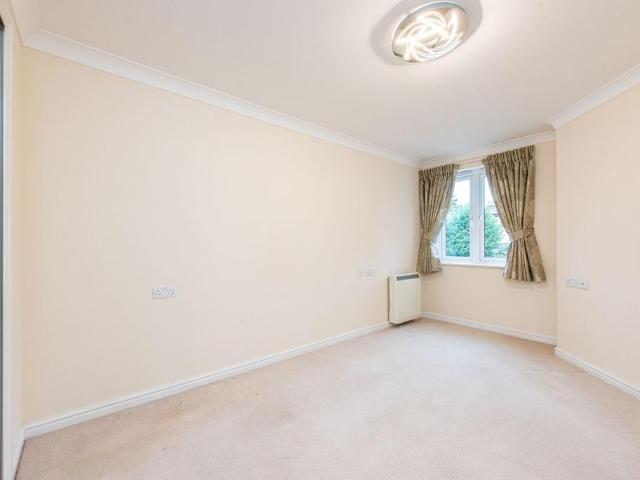 Apartment for rent in Barnet Vale, Greater London