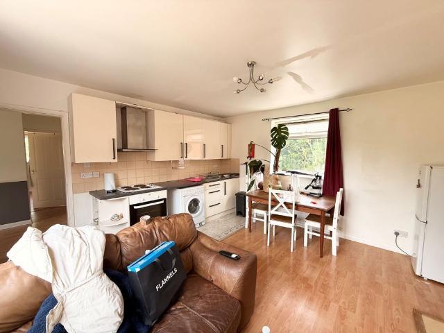 Room for rent in Woodthorpe, Elmfield