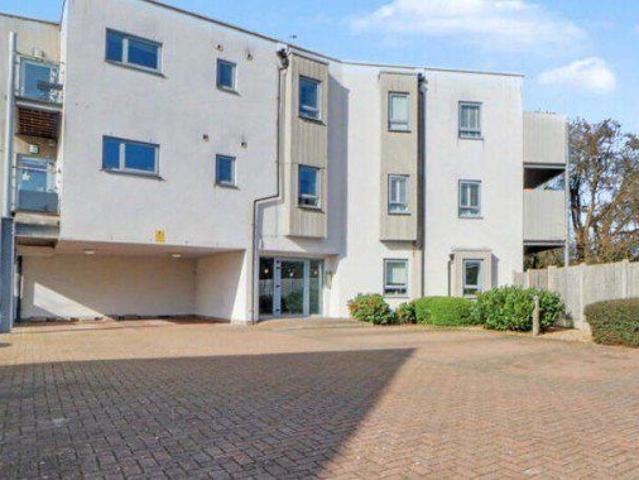 Apartment for rent in Alton Barnes, Essex