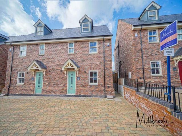 House for rent in Hag Fold, Wigan