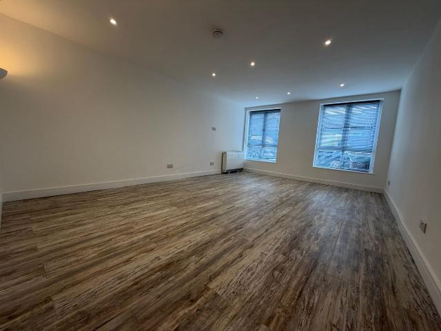 Studio for rent in Eastleigh, Helford