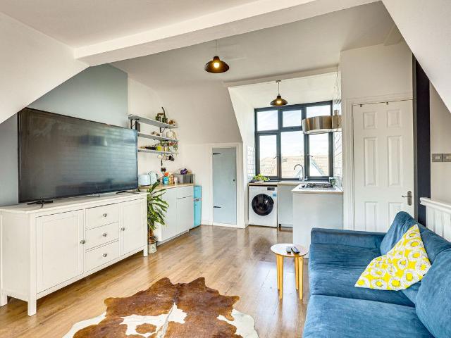 Apartment for rent in Alton Barnes, Essex