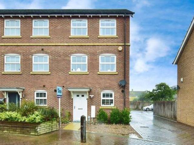 House for sale in Oad Street, Kent