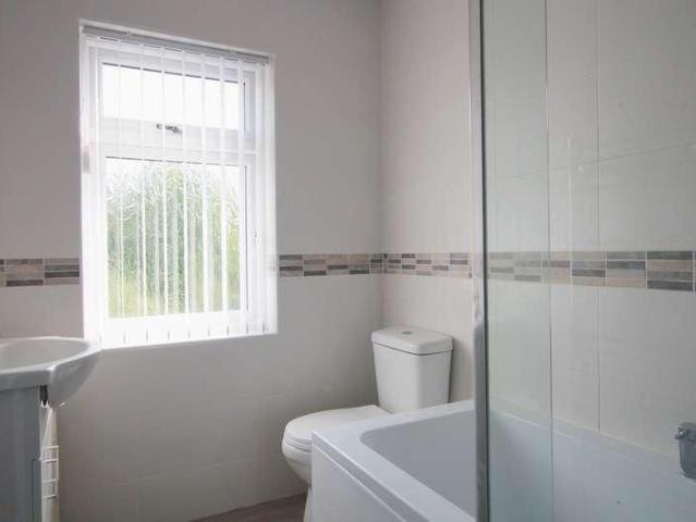 House for rent in Bolton, Daisy Hill House for rent in Bolton, Daisy Hill