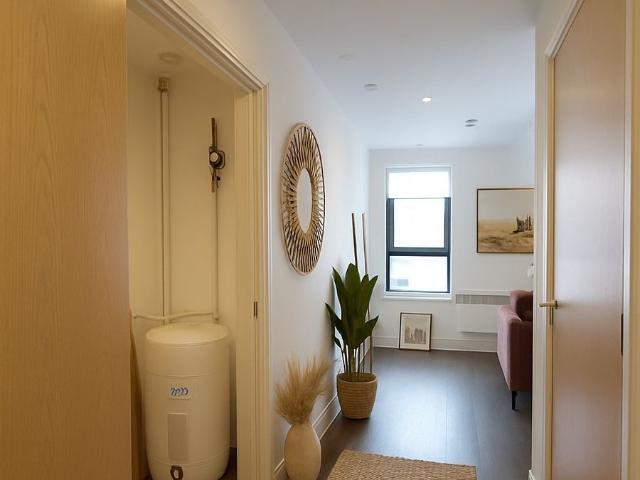 Apartment for rent in Daws Hill, Cressex